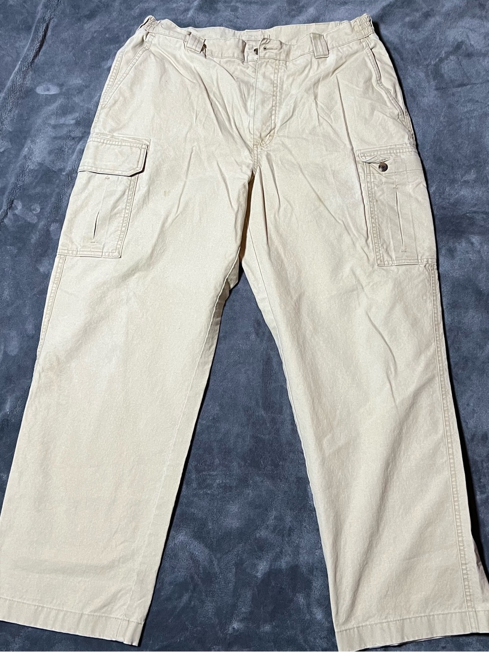 LL Bean Outdoors Utility CargoPants Mens 36x30 Khaki Tropic Weight Comfort Waist